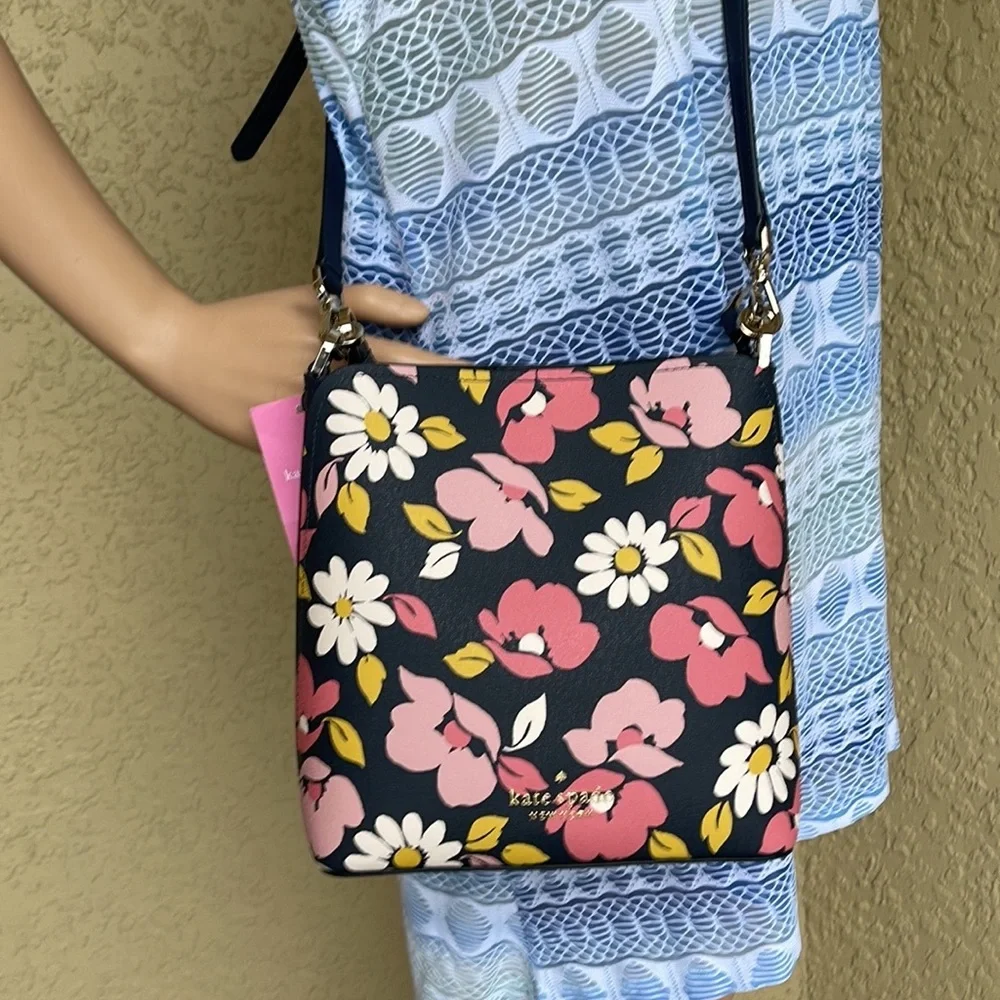 Kate Spade Darcy Small Bucket Bag Road Trip Floral Blue Multi - Picture 10 of 16